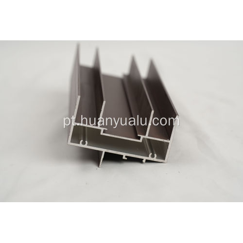 Instale portas e janelas de alumínio revestidas a pó